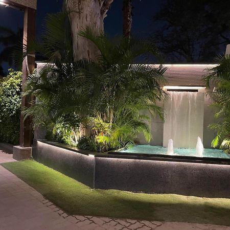 Kingston Resort Kanpur Exterior photo
